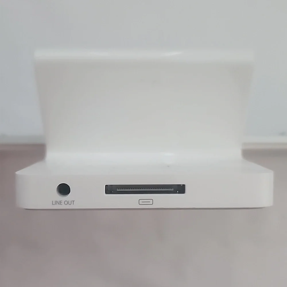 Apple iPad White Keyboard Dock 1st, 2nd Generation Accessory Stand Model A1359